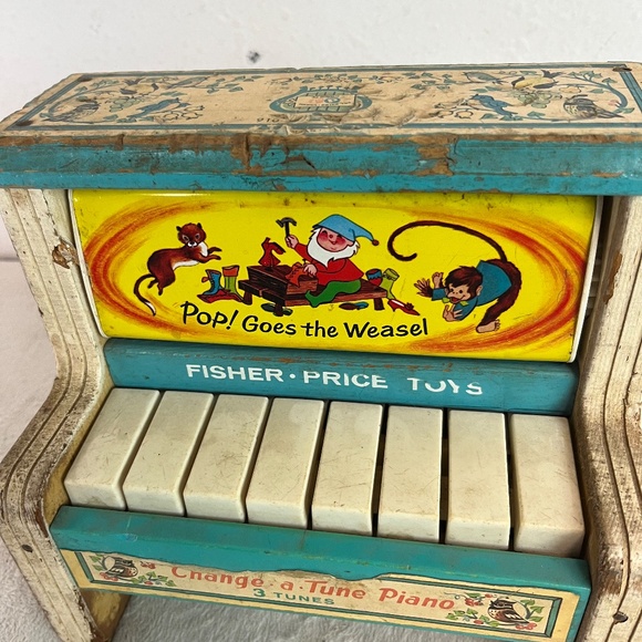 Vintage 1969 Fisher Price Toys Change a Tune Piano No. 910 with 3 Tunes WORKING - Picture 9 of 10